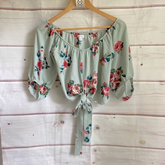 Active USA Tops - Floral Top